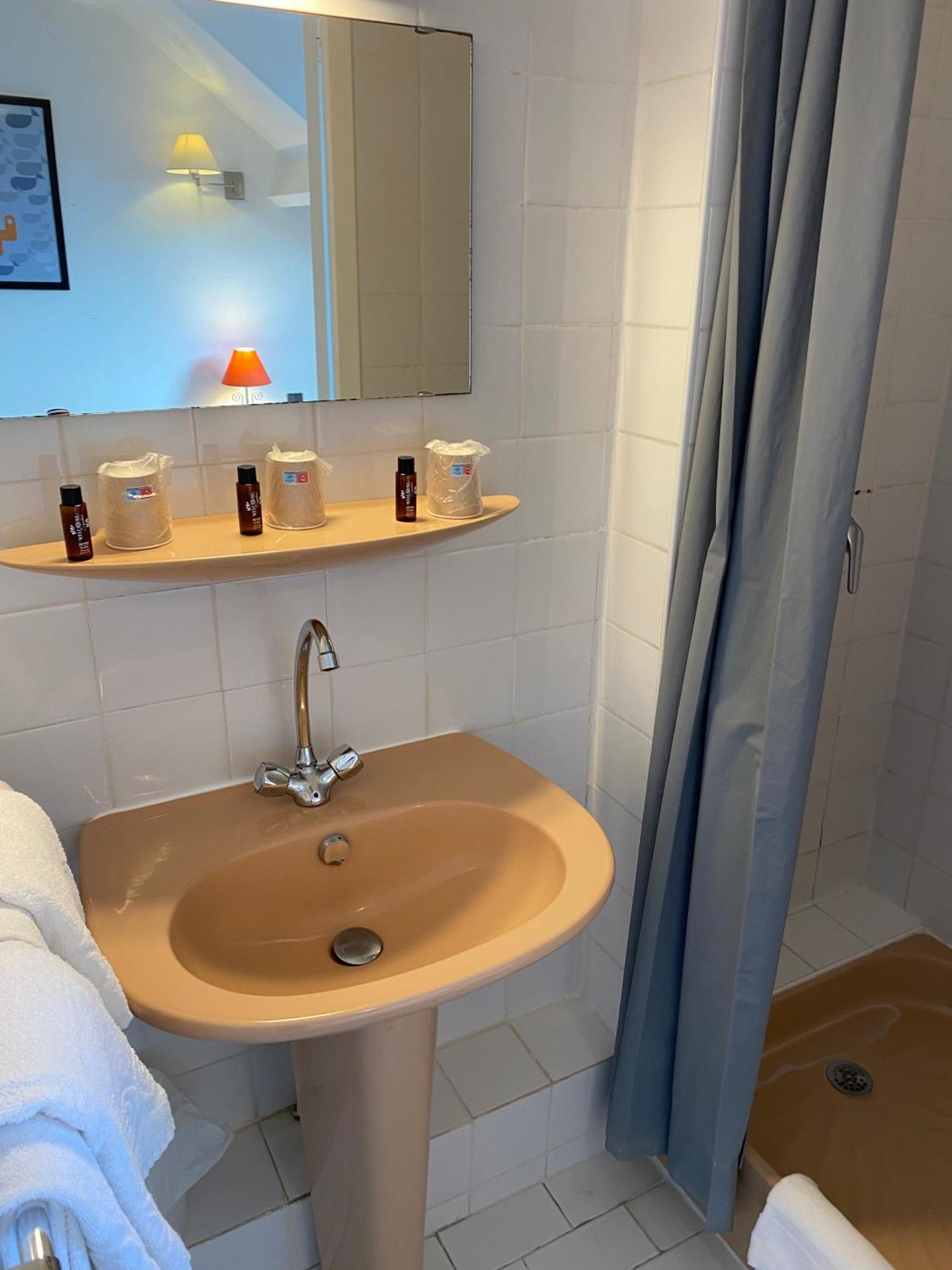 Hotel Restaurant L'Annexe Saint-Valery-en-Caux Ngoại thất bức ảnh